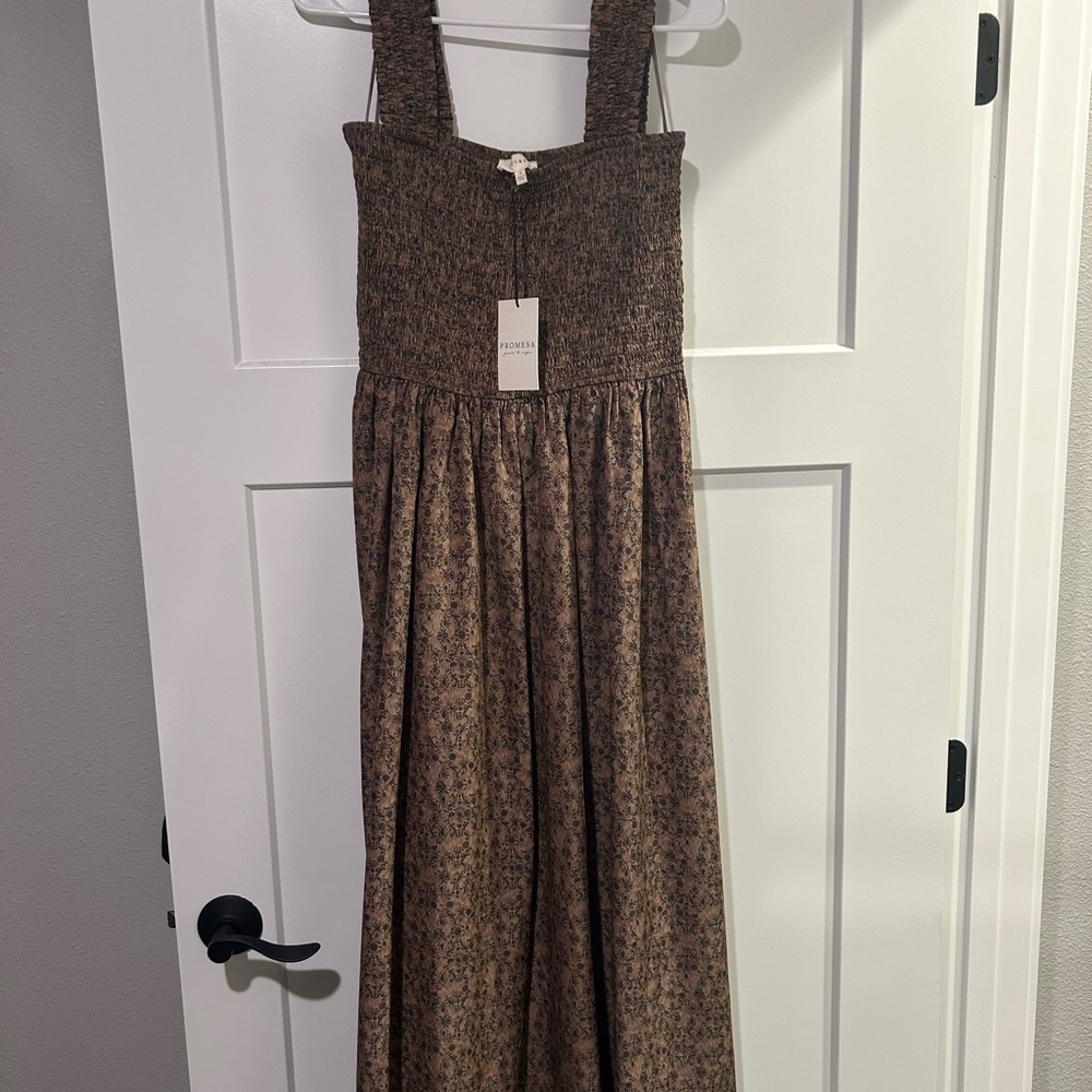 Promesa Floral Brown Maxi Dress